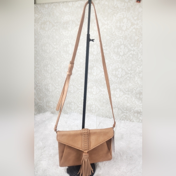 NWT Calin Collection Vegan Tan Crossbody or Clutch - Picture 2 of 8